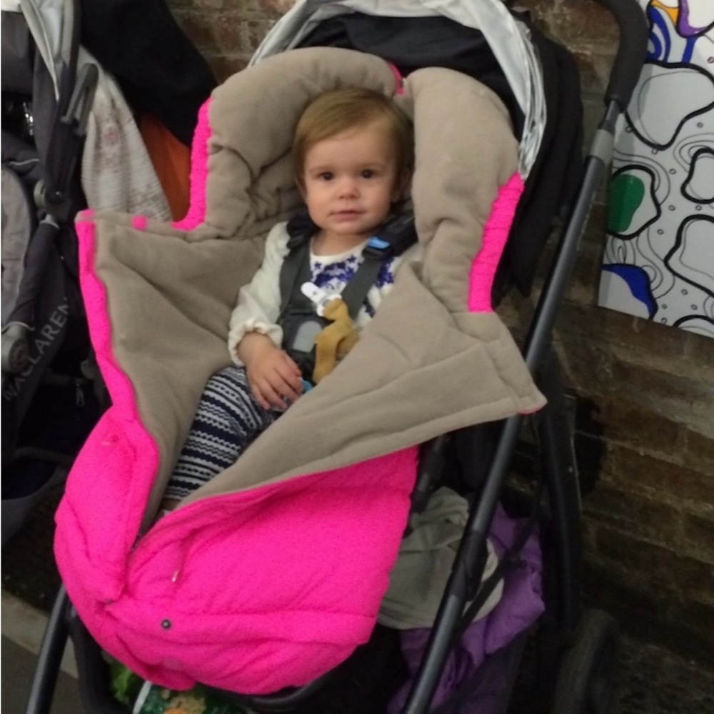 7AM Enfant Blanket 212 Evolution Extendable Baby Bunting Bag Muff, Neon Pink